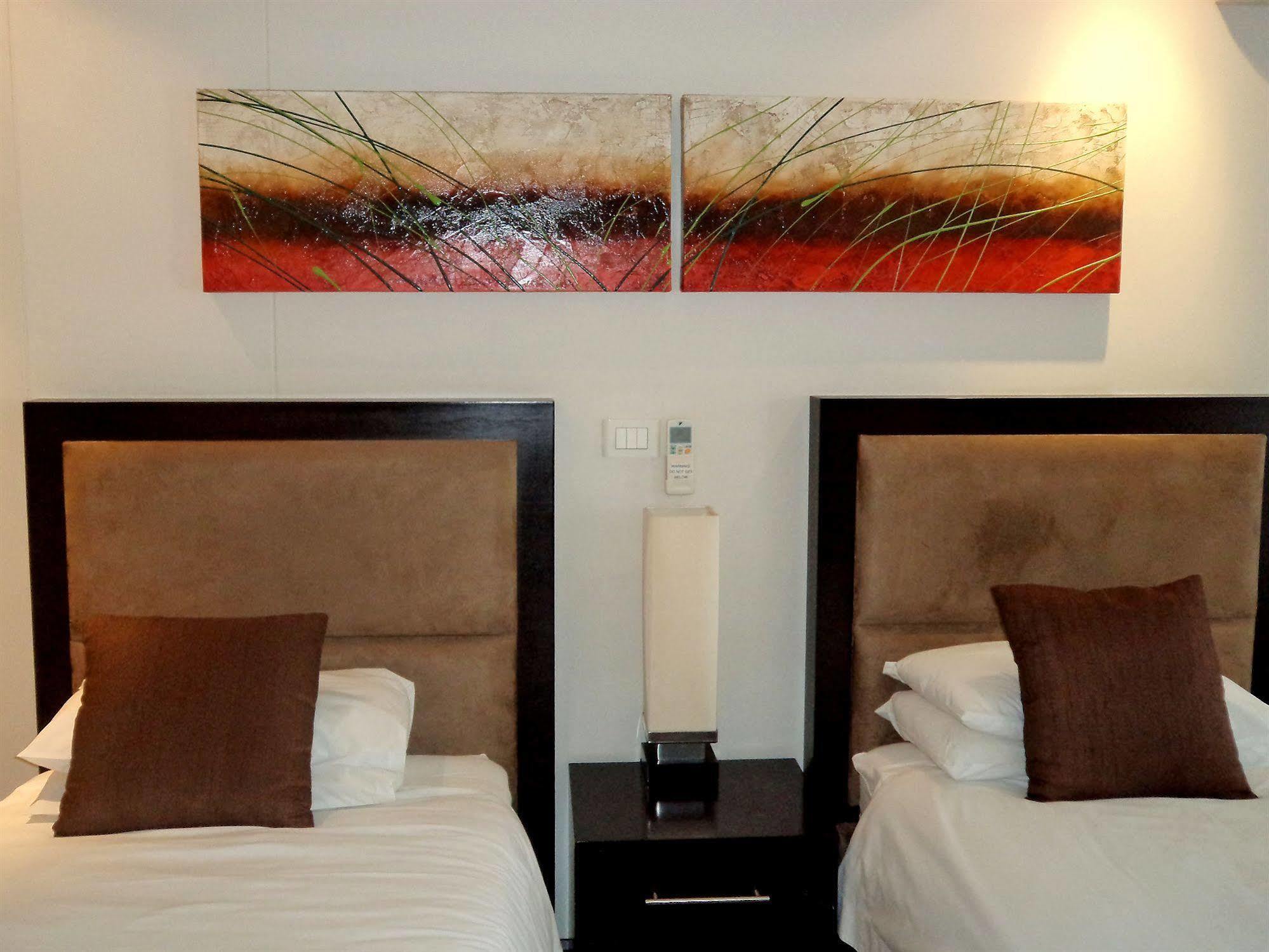 Urban Chic Boutique Hotel & Cafe Κέιπ Τάουν Εξωτερικό φωτογραφία